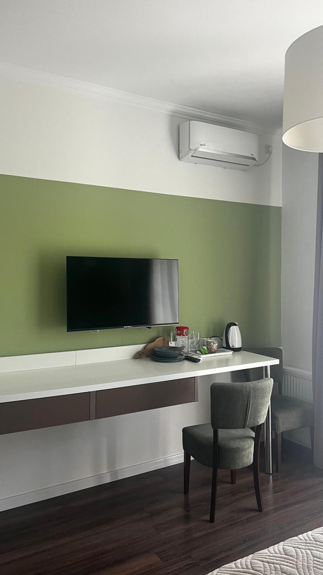 Aparthotel Карпати Кайзервальд Апарт Zewnętrze zdjęcie